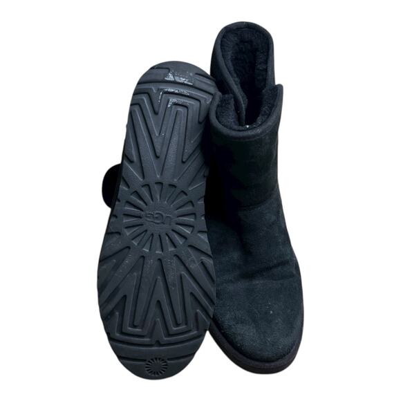 Ugg Kristin Wedge Short Boots Winter Shearling Black Suede Women’s Designer US 6 - Picture 6 of 9